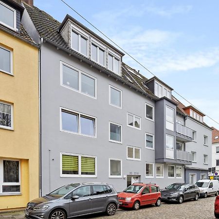 Amazing Apartment In Bremerhaven With Kitchen Eksteriør billede